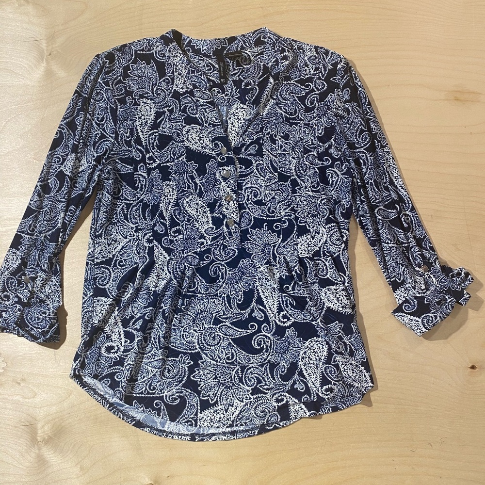 New Directions Navy and White Paisley Blouse PM (QM)